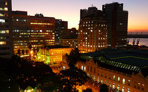 Pôr-do-sol no Mercado Público de Porto Alegre